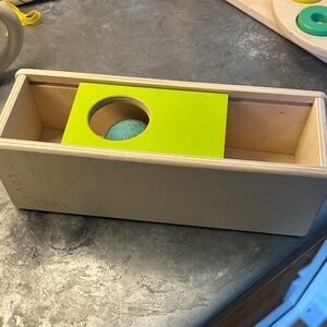 Lovevery Sliding Top Box